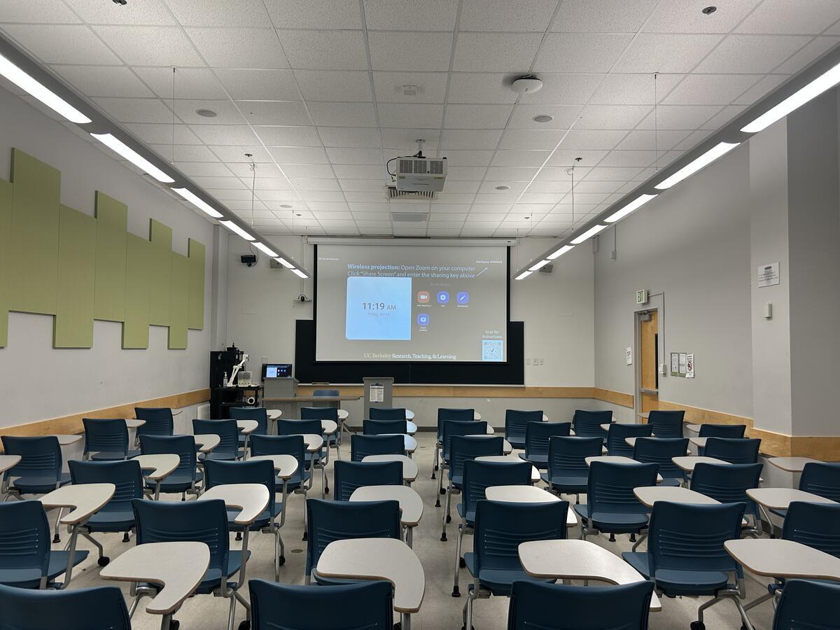 Social Sciences 60 classroom